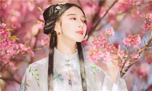 柳南供卵试管婴儿：助您实现家庭梦想的科学方案